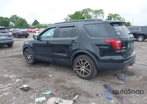 2016 Ford Explorer Sport z USA, uszkodzony, nr VIN 1FM5K8GTXGGA82038